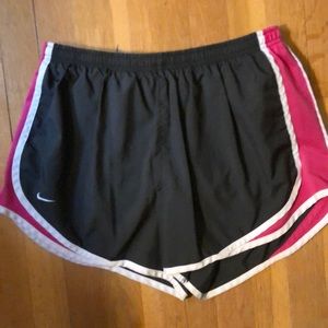 NIKE Tempo Shorts
